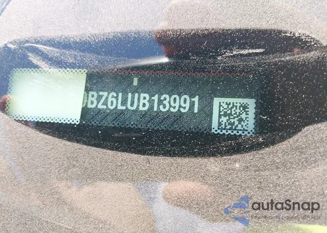 2020 Ford Escape Se Sport Hybrid z USA, uszkodzony, nr VIN 1FMCU0BZ6LUB13991